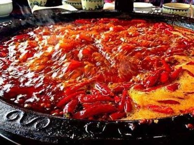 重慶火鍋底料廠家，重慶火鍋各具特色的味道