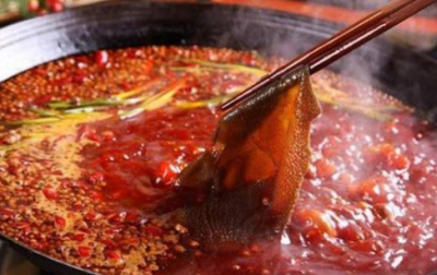重慶火鍋底料工廠，春天吃火鍋必講究攻略