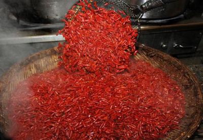火鍋底料牛油好還是清油好，兩者之間區(qū)別？