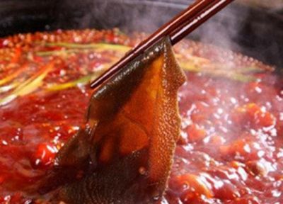 選擇火鍋底料要當(dāng)心含有什么東西？